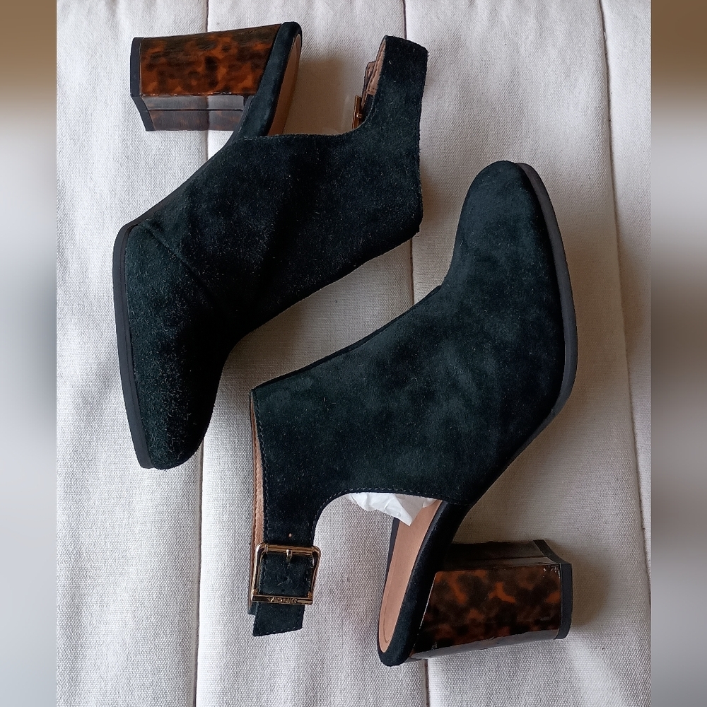 Vionic Elegant Black Suede Leather Women's Ankle Boots_9.5 - Picture 2 of 11